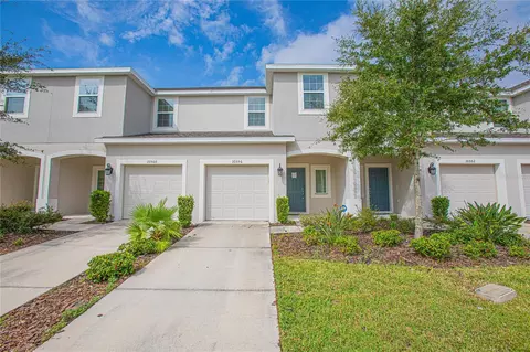 10556 Salt Grove St, Orlando, FL 32824