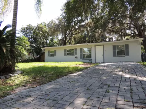 7005 Yule Ln, Tampa, FL 33637