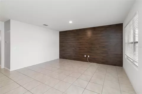 5636 Westerly Breeze Pl, Saint Cloud, FL 34771