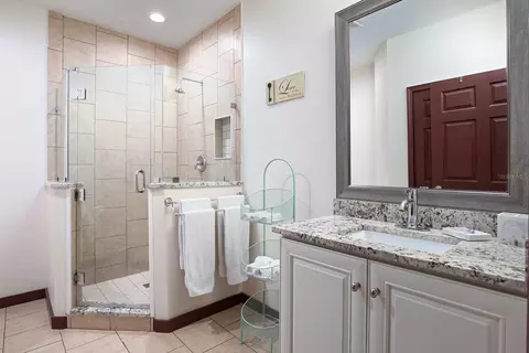 Bath - 3211 Lakeshore Blvd, Saint Cloud, FL 34769 photo 3 of 7