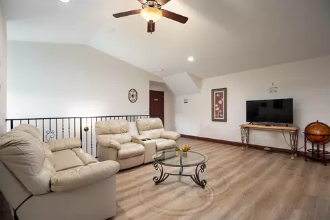 Living - 3211 Lakeshore Blvd, Saint Cloud, FL 34769 photo 5 of 5