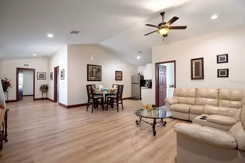 Living - 3211 Lakeshore Blvd, Saint Cloud, FL 34769 photo 4 of 5