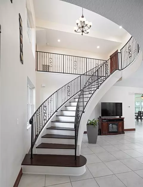 Entry Way - 3211 Lakeshore Blvd, Saint Cloud, FL 34769 photo 2 of 4