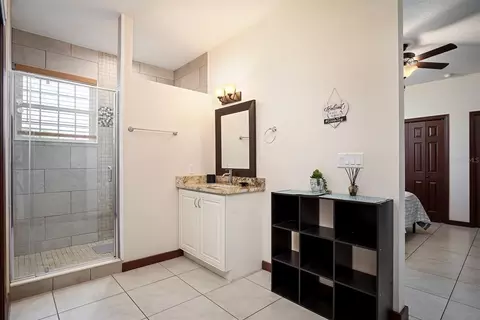 Bath - 3211 Lakeshore Blvd, Saint Cloud, FL 34769 photo 5 of 7