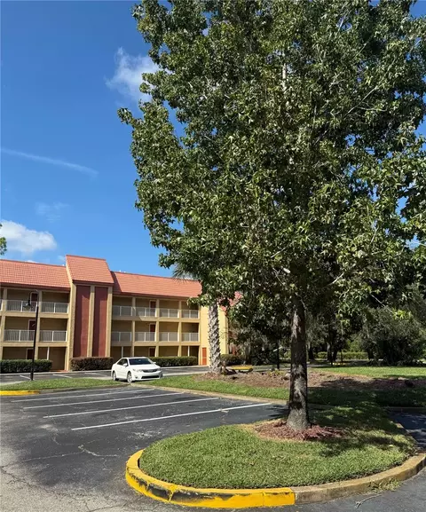 6402 Parc Corniche Dr #5208, Orlando, FL 32821