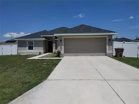 464 Bridgewater Ct, Kissimmee, FL 34758