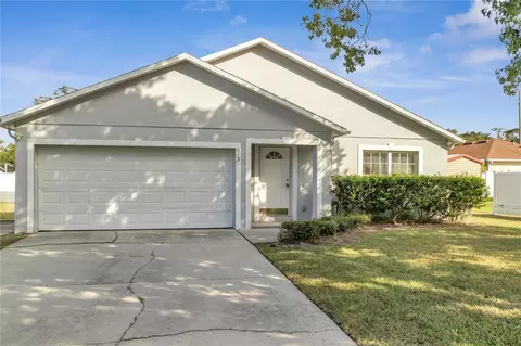 613 Delaware Ave, Saint Cloud, FL 34769