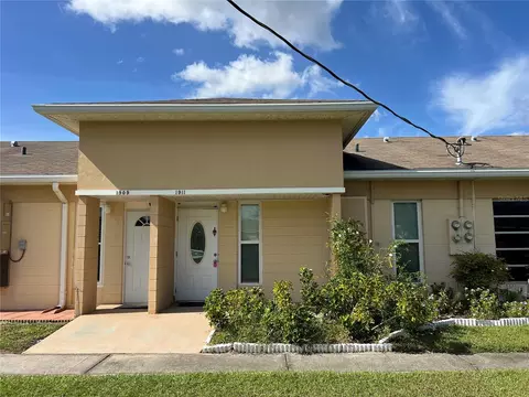 1911 Club Cir, Lake Wales, FL 33898