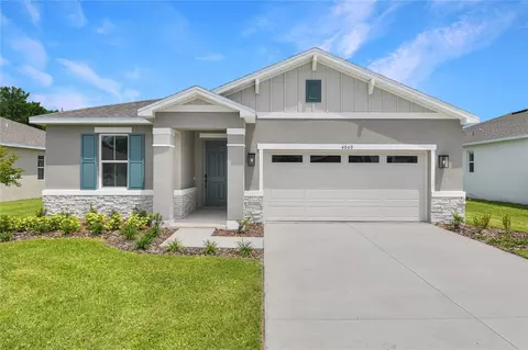 4060 Bannock Ave, Tavares, FL 32778