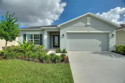 733 Ogelthorpe Dr, Davenport, FL 33897