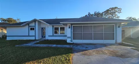 4240 Fort Courage Cir, Kissimmee, FL 34746