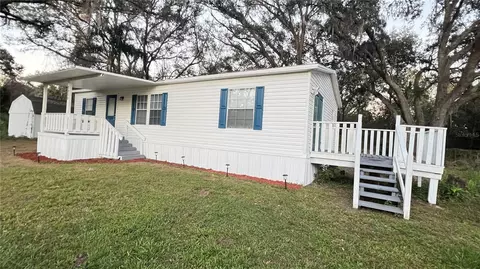5050 New Love Pl, Plant City, FL 33565