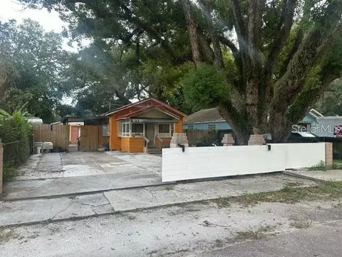 2009 E Wilder Ave, Tampa, FL 33610