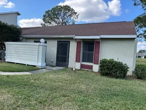 98 Pine Island Cir, Kissimmee, FL 34743