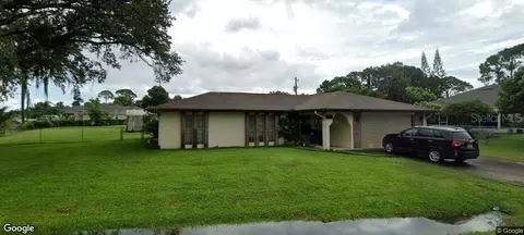 499 Brighton Ave NE, Palm Bay, FL 32907