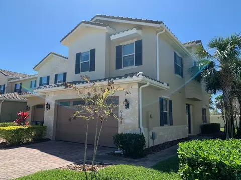 9793 Winnington St, Orlando, FL 32832