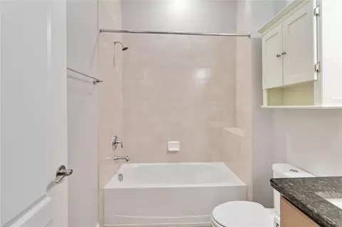 Bath - 2482 Yellow Brick Rd, Saint Cloud, FL 34772 photo 2 of 7