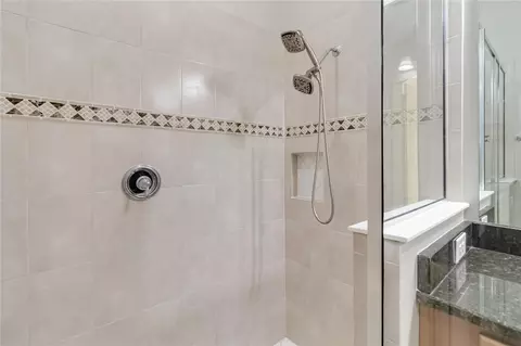 Bath - 2482 Yellow Brick Rd, Saint Cloud, FL 34772 photo 6 of 7