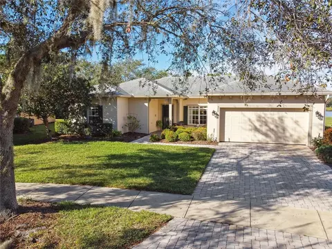 940 Shorehaven Dr, Kissimmee, FL 34759