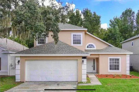 152 Pinewood Dr, Davenport, FL 33896