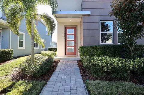 16257 Prairie School Dr, Winter Garden, FL 34787