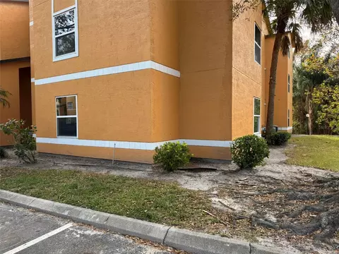 4518 Commander Dr #1918, Orlando, FL 32822