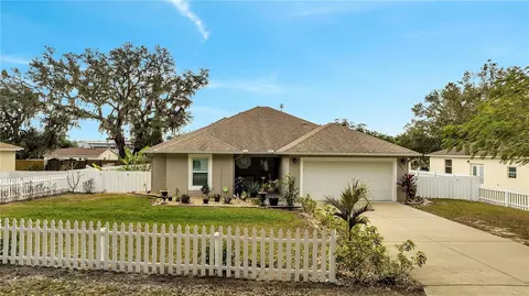 203 North Cir, Davenport, FL 33837