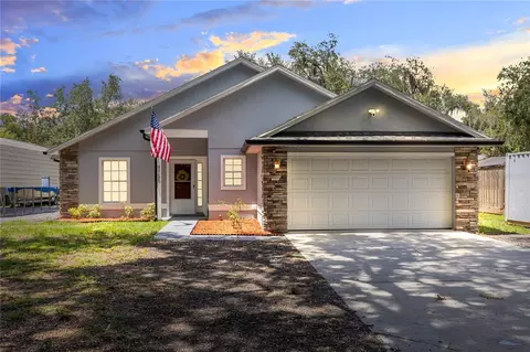 4755 Oakwood Dr, Saint Cloud, FL 34772