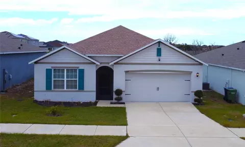 1057 Cambridge Dr, Winter Haven, FL 33881
