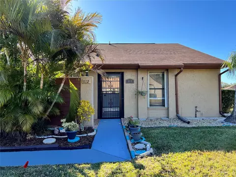 812 Park Villa Cir, Orlando, FL 32824