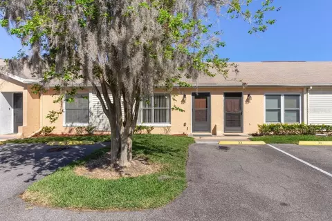 33 W Country Cove Way, Kissimmee, FL 34743