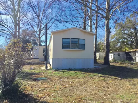 4700 Pine St, Fruitland Park, FL 34731