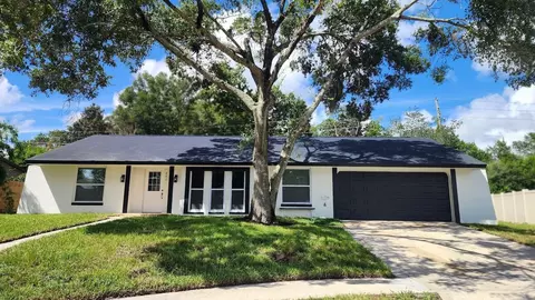 802 Lindenwald Ln, Altamonte Springs, FL 32701
