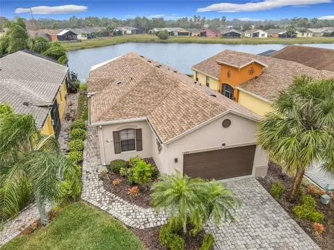 669 Grand Canal Dr, Kissimmee, FL 34759