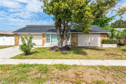 7403 Foxbloom Dr, Port Richey, FL 34668