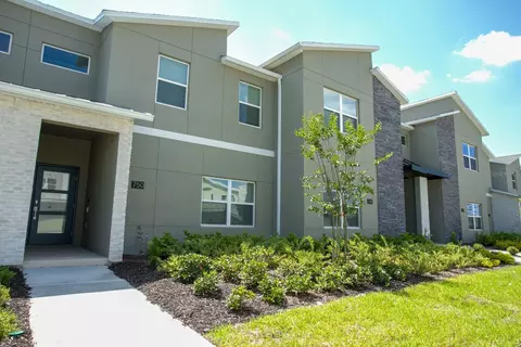 750 Pebble Beach Dr, Davenport, FL 33896