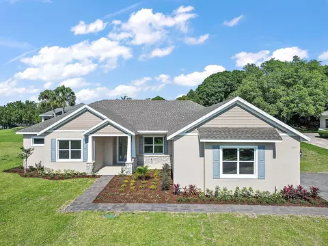 5701 Crestview Dr, Lady Lake, FL 32159