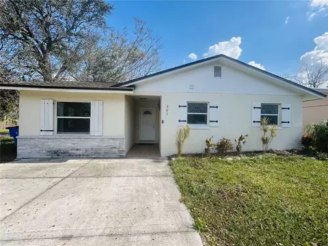 301 Montana Ave, Saint Cloud, FL 34769