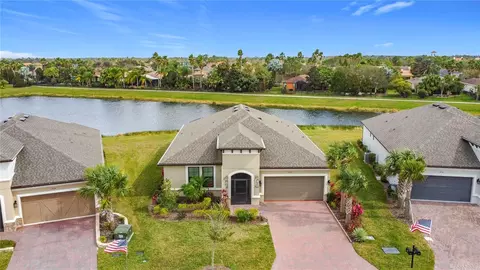 1930 Molise Dr, Poinciana, FL 34759