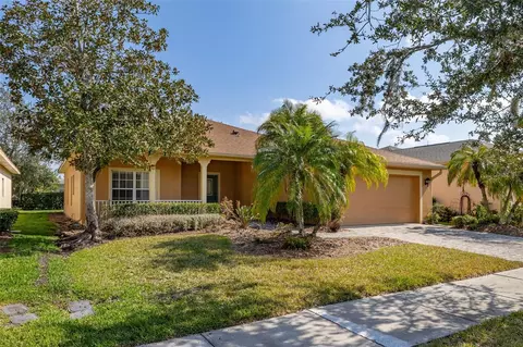 196 Knoll Wood Dr, Kissimmee, FL 34759