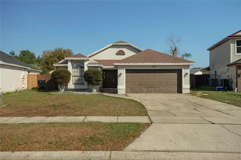 233 River Chase Dr, Orlando, FL 32807