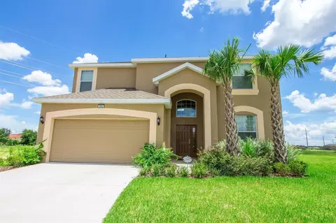 2292 Crofton Ave, Davenport, FL 33837