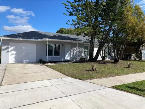 305 S Palm Ave, Kissimmee, FL 34741