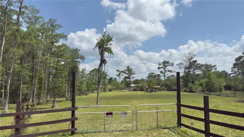 9460 Atlanta Dr, Saint Cloud, FL 34773 photo 4
