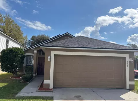 2327 Whispering Trails Pl, Winter Haven, FL 33884