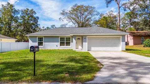 6358 NW 61st Ct, Ocala, FL 34482