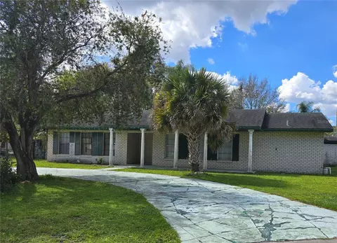 616 N Palm Ave, Kissimmee, FL 34741