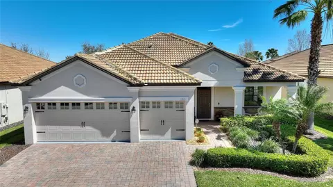 1313 Gleneagles Ln, Davenport, FL 33896