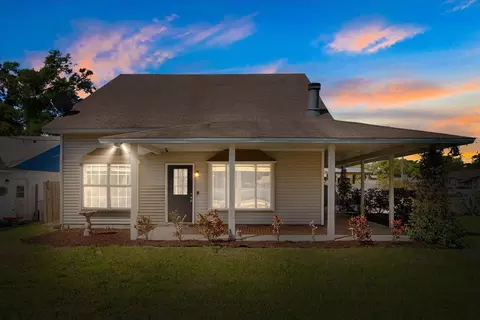 2566 Conway Gardens Rd, Orlando, FL 32806