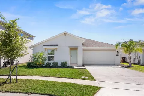 739 Peg Ct, Saint Cloud, FL 34772 photo 1